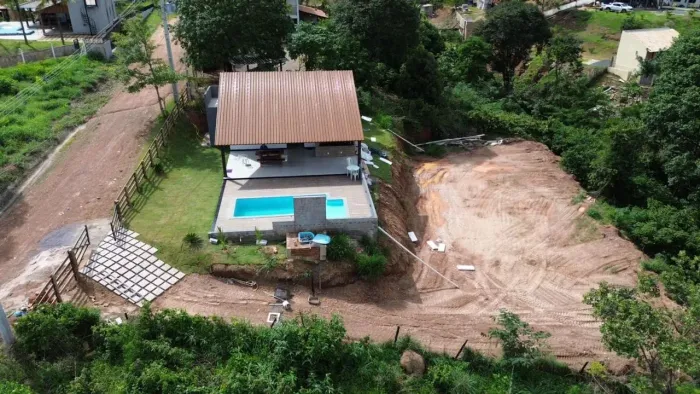 Chácara para Venda em Brasília, Asa Sul, 2 dormitórios, 1 suíte, 2 banheiros, 5 vagas