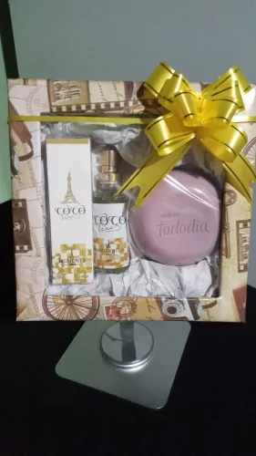 Kit presente feminino-CONTÉM UM PERFUME E UM SABONETE