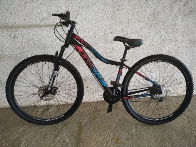 Bicicleta Seminova em Ótimo Estado <br>