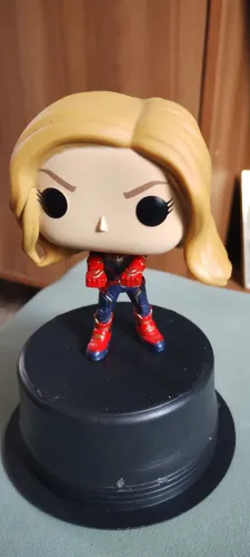 Funko pop Capitã Marvel