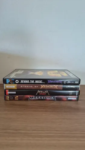4 DVD'S Bandas Metallica Megadeth