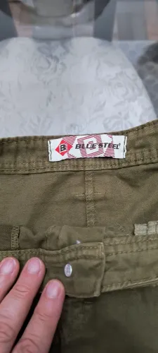 Linda saia Evasê em brim verde da Blue Steel