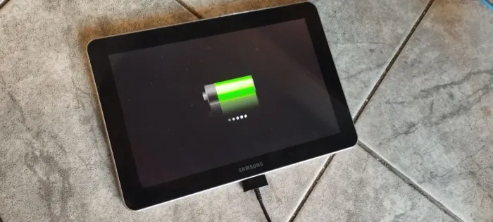 Tela+ frontal Touch (parte de peças a venda)Tablet Samsung GT- P7.500