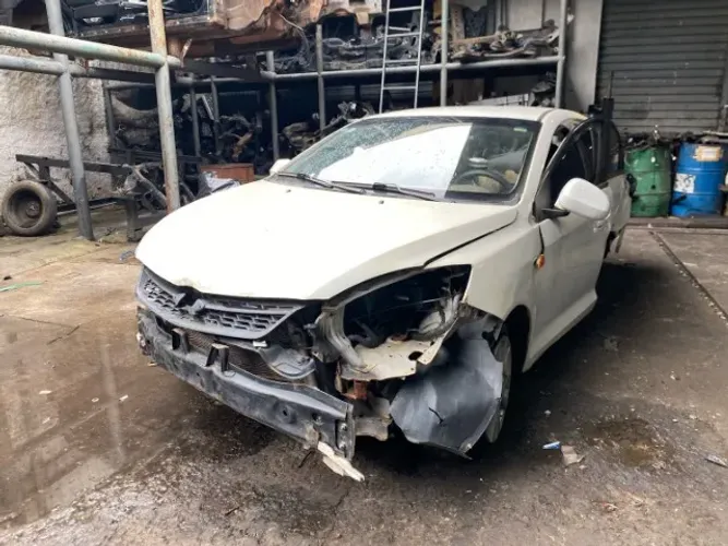 Chery Celer 1.5 2015 Gasolina Sucata Para Retirada de Peças