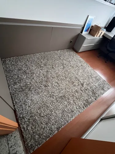 Tapete grande lindo cinza e bege 2,50 X 2,0
