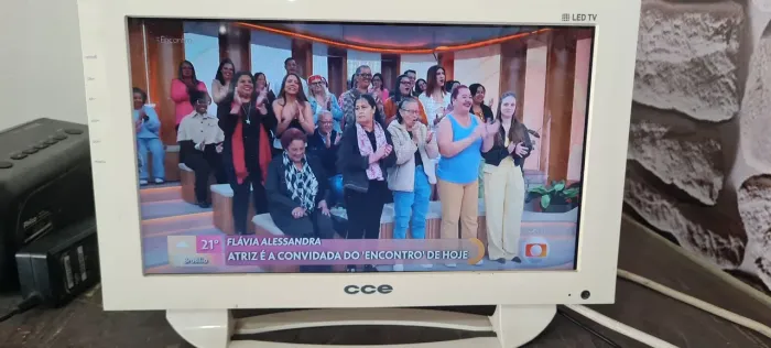 Vendo tv 14" Led 280,00