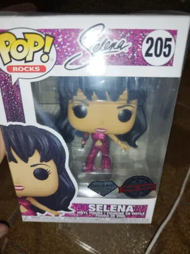Funko Pop Rocks Selena