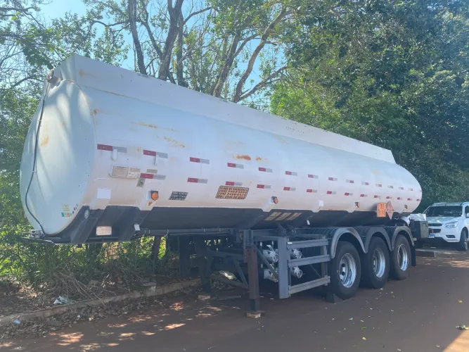 2 Tanques combustível