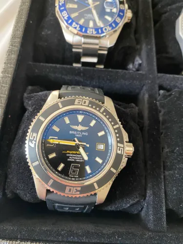 Breitling Superocean 44mm