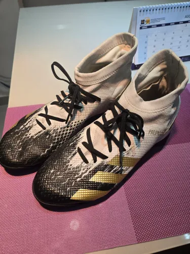 Chuteira adidas 44 predator society