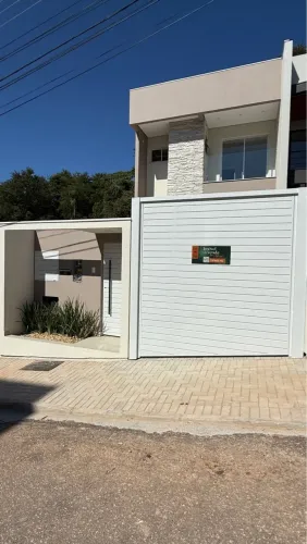 Imóvel novo. Casa de 150 m2, 3 quartos, 1 suíte com amplo closet