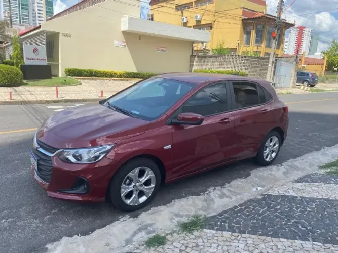 Chevrolet Onix Hatch LTZ 1.0 12V TB Flex Aut. 5P 2024.  Carro novo de mulher com 4.152 KM.