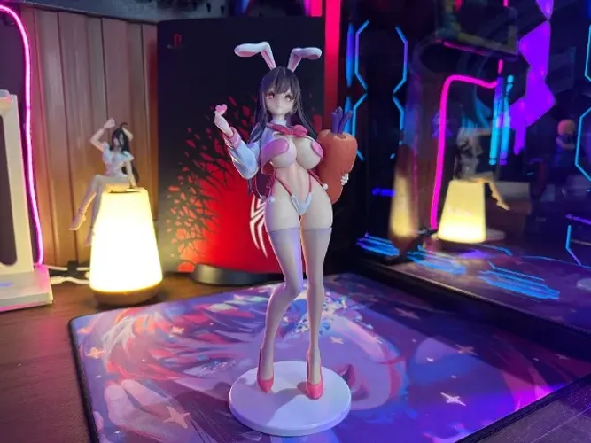 Action Figure Uno Sakura Bunny 27cm Resina e Silicone