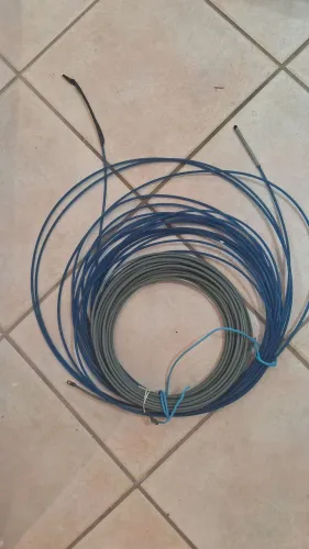 Passador fio elétrico