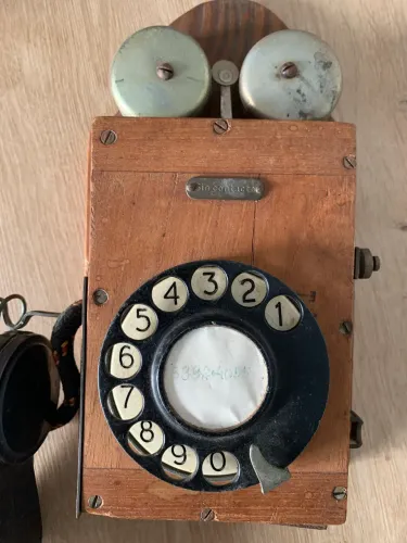 Militaria telefone antigo