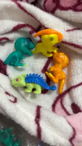 kinder joy jurassic 