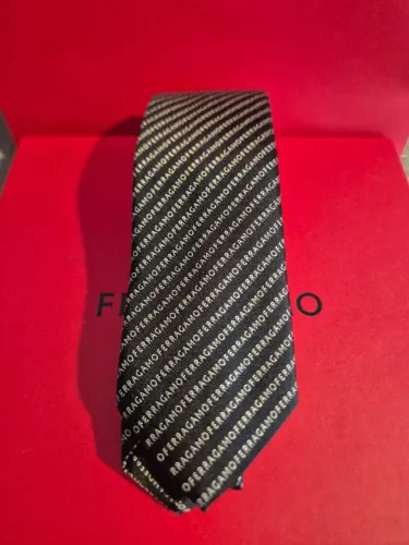 Gravata Salvatore Ferragamo