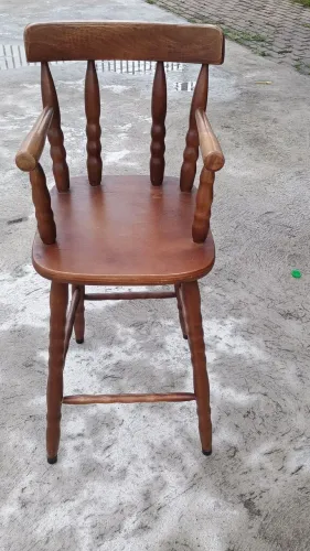 Cadeira de alimentação infantil 