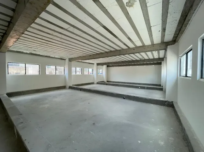 Aluguel de Salas Comerciais na Torre - Localização Premium na Av. Júlia Freire! - João Pes