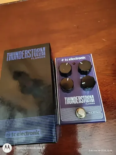 Pedal de phaser thunderstorm tc eletronics  zerado