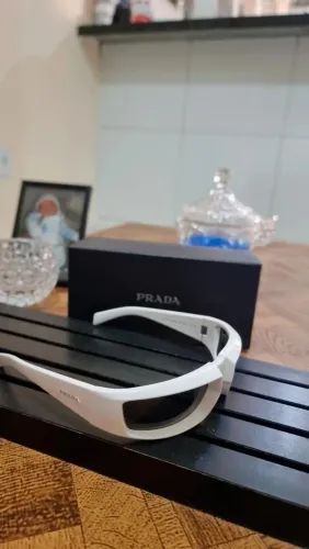 Vendo óculos prada