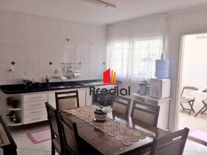 Casa com 2 dormitórios para alugar, 116 m² por R$ 3.840,00/mês - Vila Floresta - Santo And