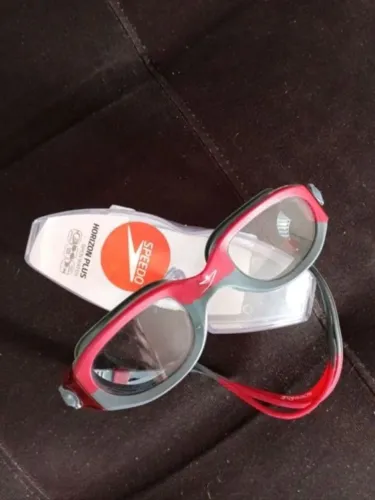Óculos de Natação Speedo usado apenas 1x