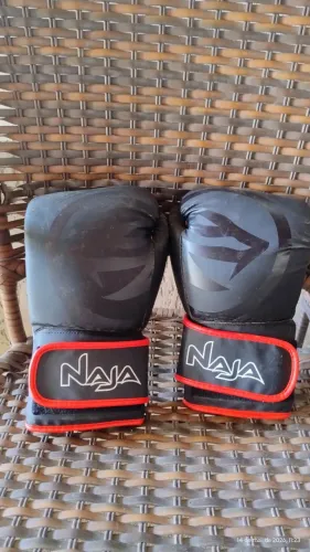 VENDE- SE. KIT SACO DE BOXE