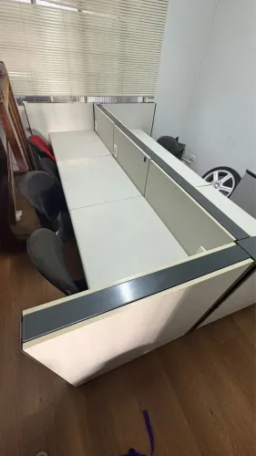 Mesa escritório,telemarketing e reunião
