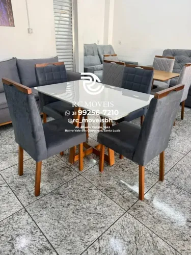 Mesa de jantar 1,20x0,80 Tampo Vidro + 4 Cadeiras estofadas Madeira de lei Maciça