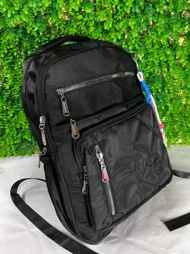 Mochila Impermeável Feminina- com espaço para notebook 