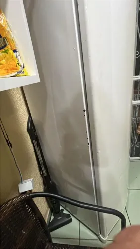 Vende-se está geladeira manda mensagem *