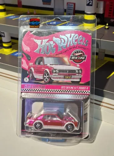 Hot Wheels 1972 Skyline HT 2000GT-R Rosa - RLC Exclusivo Lançamento 2026 Red Line Club