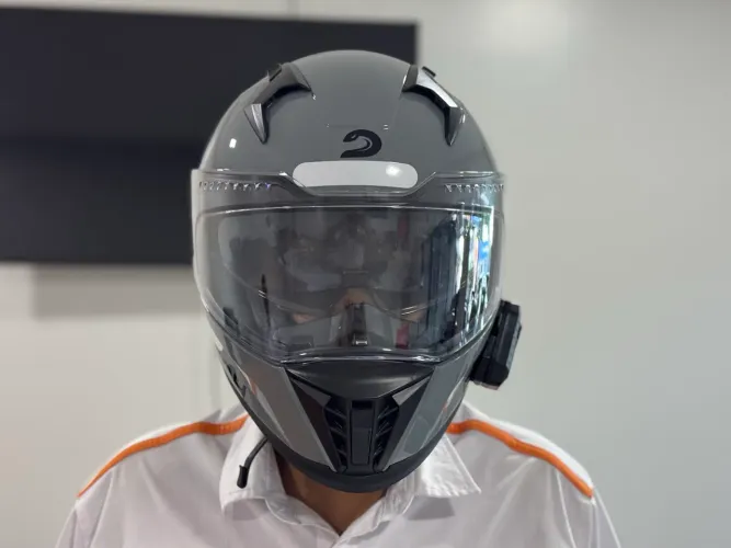 Capacete RACE TECH VOLT com apenas 1 mês de uso