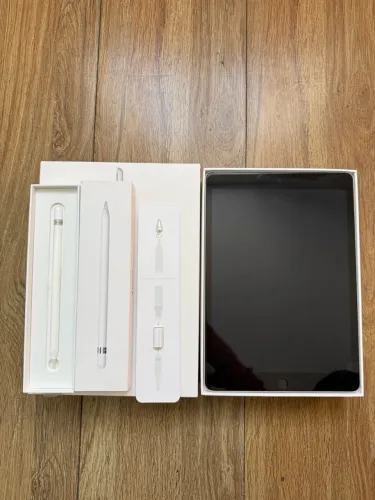 Apple iPad 9ª geração 64Gb + Apple Pencil Original de brinde