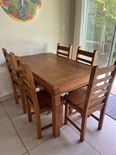 Mesa 4 cadeiras