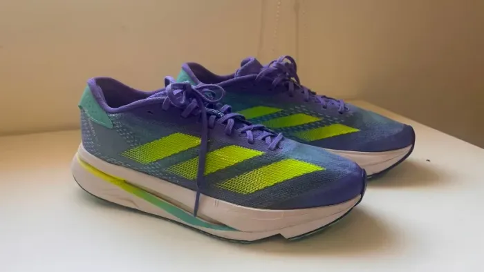 Tênis ADIDAS ADIZERO SL2 - TAM. 40