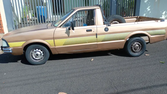 Ford Pampa S 1.8 (álcool) 1990