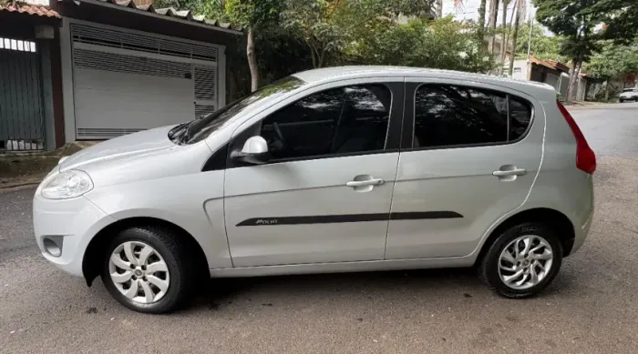 Fiat Palio Attractive 1.0 EVO Fire Flex 8V 5P 2015