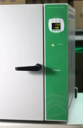 Estufa de Esterilização e Secagem
