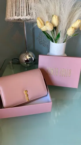 Bolsa Carteira Santa Lolla Rosa com Detalhe Dourado + Caixa Original