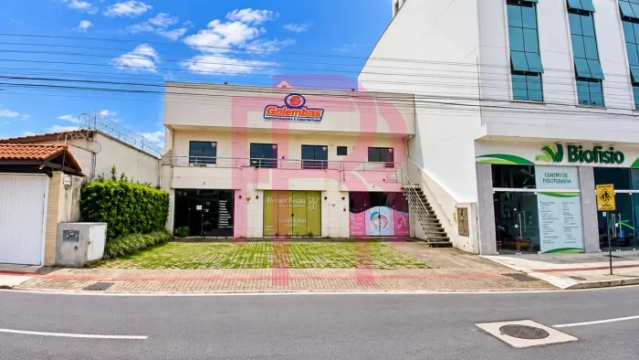 Prédio / Sala comercial para locação em Balneário Camboriú.