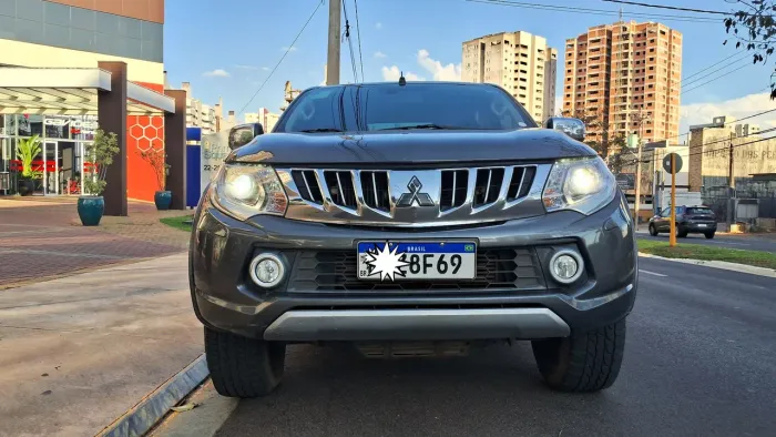 Mitsubishi L200 Triton Sport HPE 2.4 CD Diesel Aut. 2018