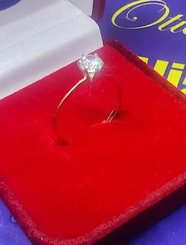 Anel Solitário Ouro 18 Kilates Pedra Zircônia 5 mm Peso 1.12 Gramas