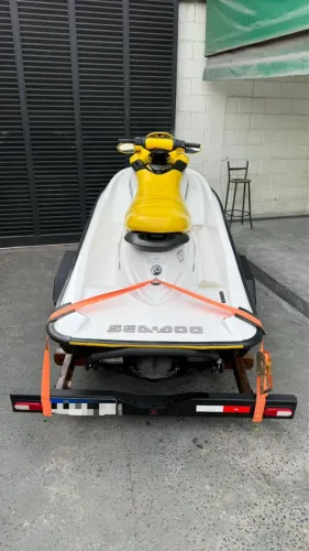 Jet Ski seadoo gti 