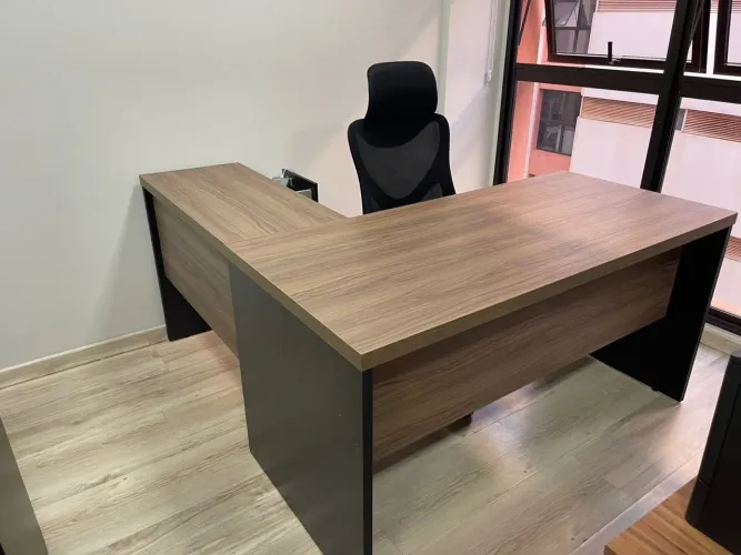 MESA DE ESCRITORIO 1.50 LOJA IKONOFFICE