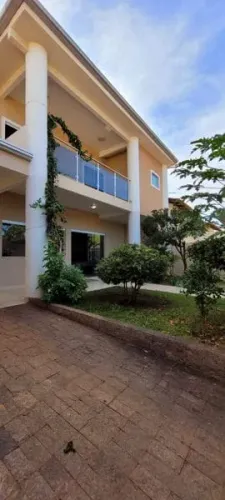 Casa à venda e locação 3 Quartos, 3 Suites, 7 Vagas, 400M², Jardim Itália, Cuiabá - MT