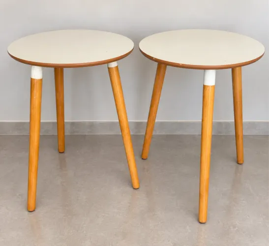 Mesa 70 cm altura. 180, cada! Tenho 2 iguais