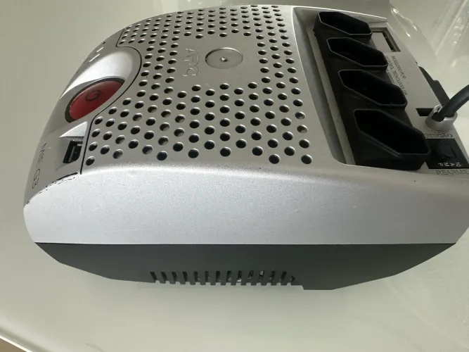 Módulo isolador 600VA APC 