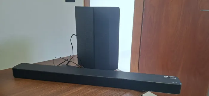 Soundbar e subwoofer LG SN4